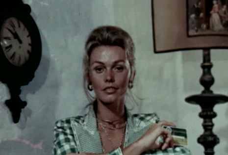 Ângela Diniz em comercial de TV para o cartão de crédito Passaporte, dirigido por Luiz Sergio Person, nos anos 1970. Imagem de reprodução